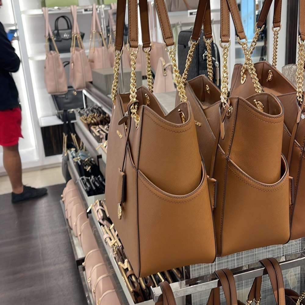 Michael Kors Jet Set Travel Large Chained Tote Shoulder Bag MK Luggage - Picture 16 of 16